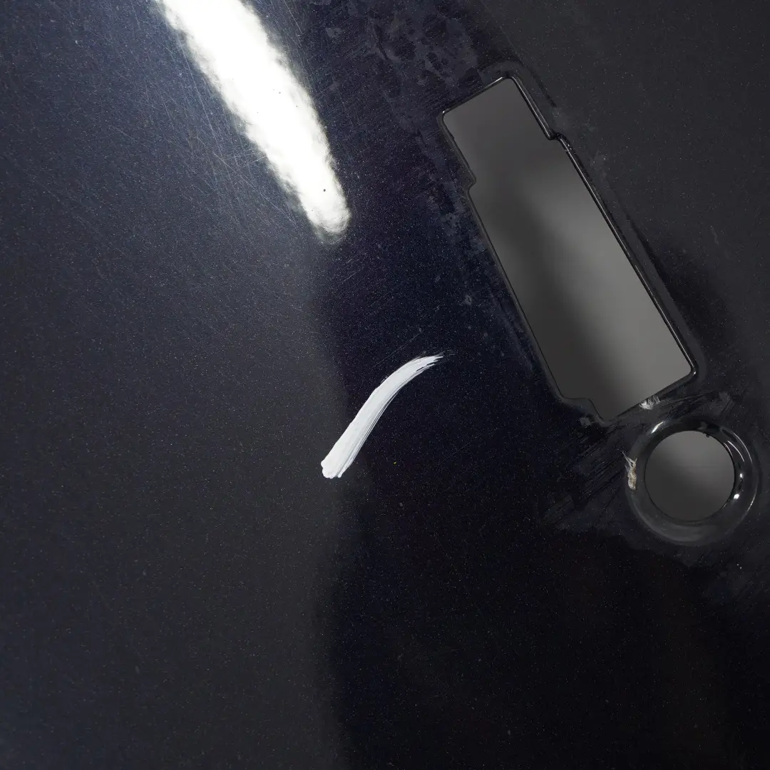 Pannello laterale parafango ala anteriore destra Carbonschwarz - 416 per BMW E90 E91 con numero di parte 7135680 BMW E90 E91 Pannello laterale parafango ala anteriore destra Carbonschwarz - 416 - SKU 7135680-CAR1 - Numero di parte 7135680