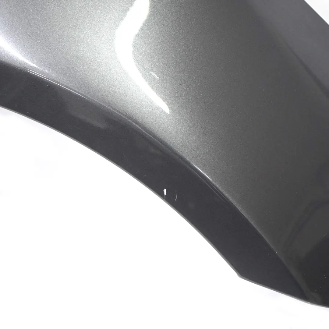 BMW E90 E91 Panneau Laterale avant Droit Garde-Boue Mousseux Graphite - A22 - SKU 7135680-SG4 - Numéro de pièce 7135680