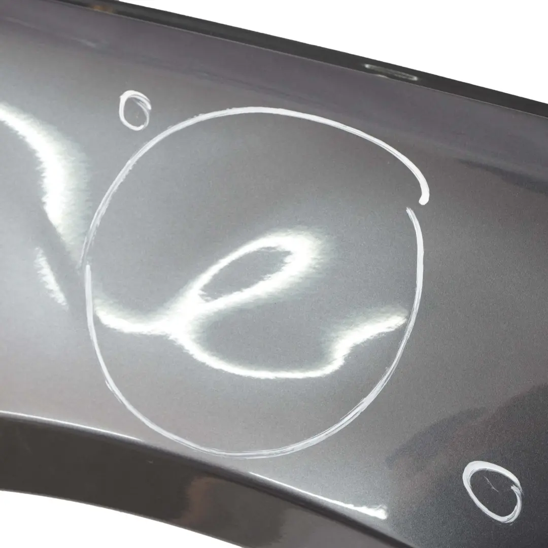 Parafango Laterale Anteriore Destro Sparkling Graphite - A22 per BMW E90 E91 con numero di parte 7135680 BMW E90 E91 Parafango Laterale Anteriore Destro Sparkling Graphite - A22 - SKU 7135680-SG5 - Numero di parte 7135680