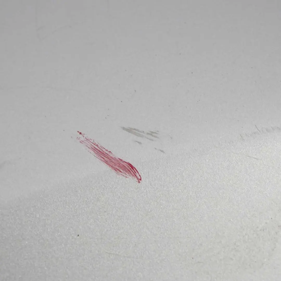 Panel Lateral Guardabarros Delantera Derecha Titansilber Plata - 354 para BMW E90 E91 con número de pieza 7135680 BMW E90 E91 Panel Lateral Guardabarros Delantera Derecha Titansilber Plata - 354 - SKU 7135680-TS4 - Número de pieza 7135680