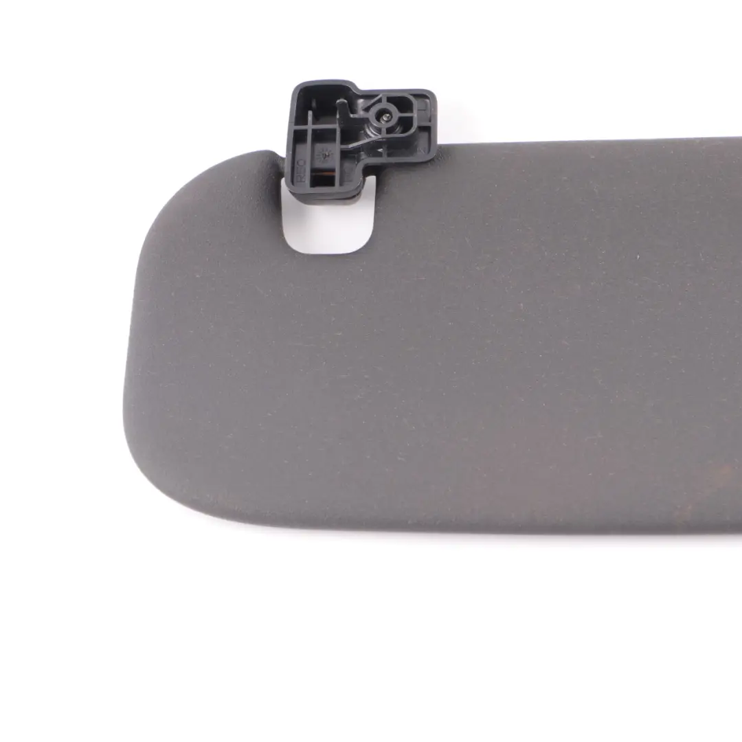 Pare-soleil latéral Droit Panneau protection solaire Grau 7134459 pour Mini R50 R53 à propos du numéro de pièce 7135966 Mini R50 R53 Pare-soleil latéral Droit Panneau protection solaire Grau 7134459 - SKU 7135966 - Numéro de pièce 7135966