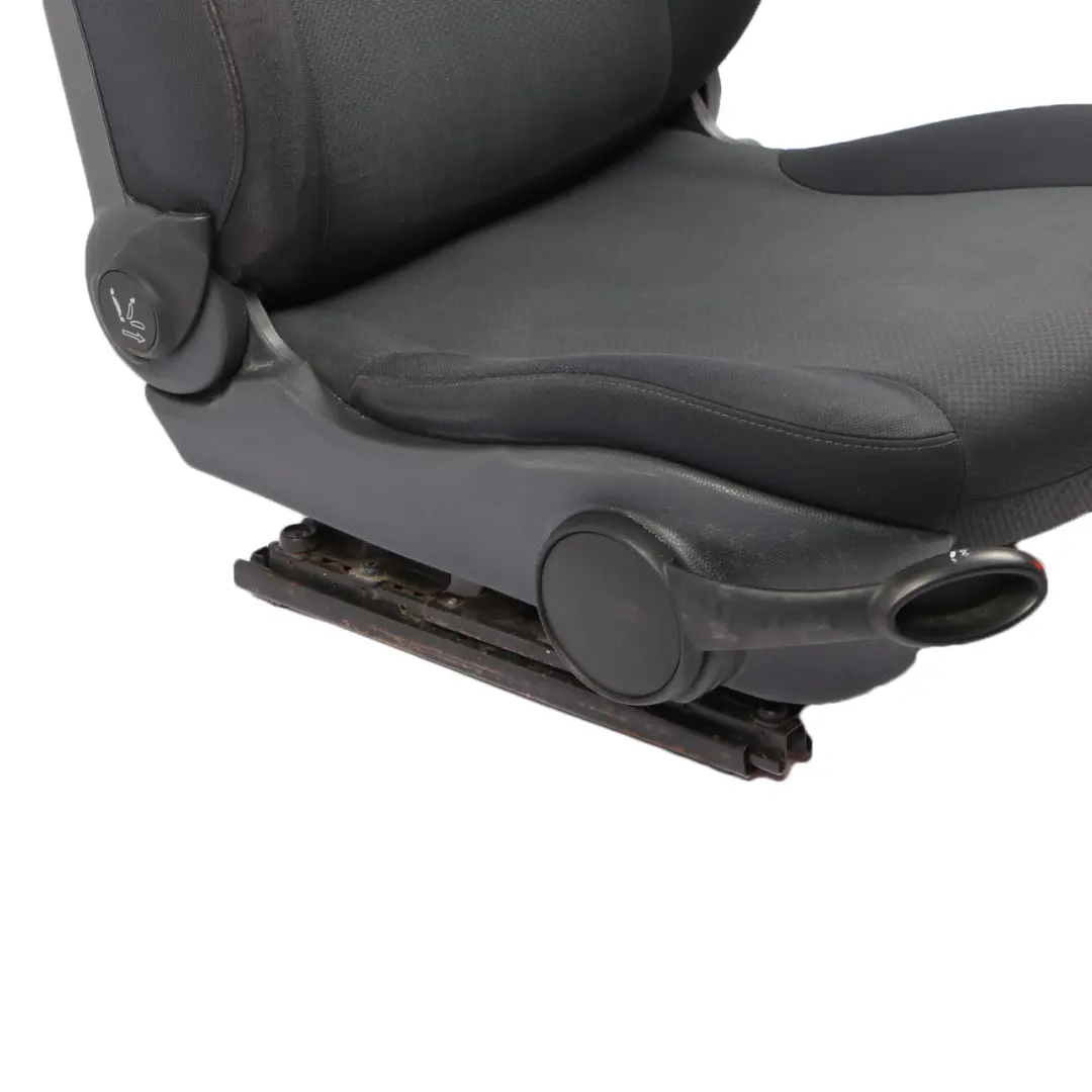 Vorne Rechts Stoff Sitz Panther Black Schwarz für Mini Cooper One R50 mit Teilenummer 7136294 Mini Cooper One R50 Vorne Rechts Stoff Sitz Panther Black Schwarz - SKU 7136294-1 - Teilenummer 7136294