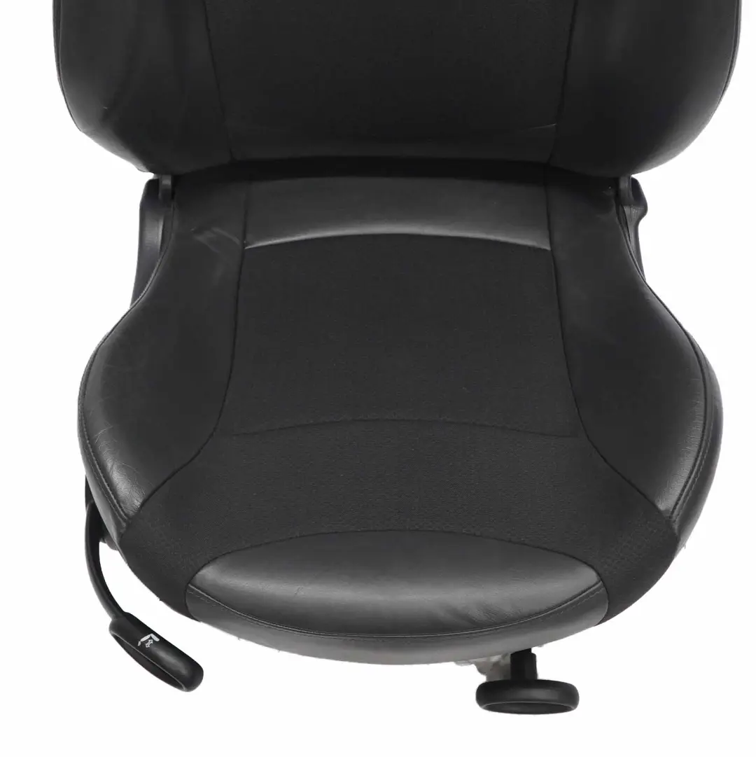 Sedile Sportivo Mini Cooper R50 Tessuto/Pelle Molette Destra Tessuto Nero per con numero di parte 7136392 Sedile Sportivo Mini Cooper R50 Tessuto/Pelle Molette Destra Tessuto Nero - SKU 7136392 - Numero di parte 7136392