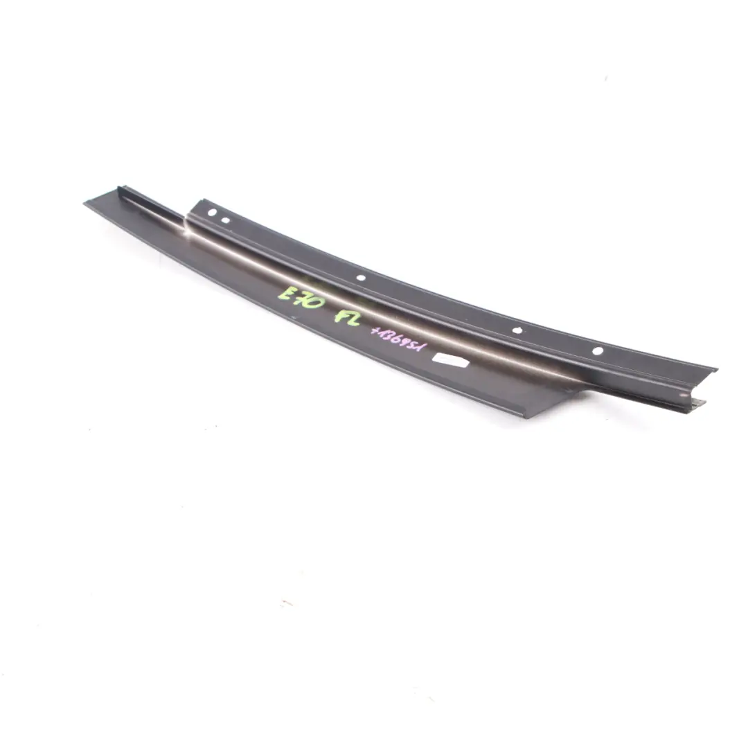 Finisher Window Frame B-Pillar Front Left Door N/S Black to BMW X5 E70 with Part number 7136951 BMW X5 E70 Finisher Window Frame B-Pillar Front Left Door N/S Black - SKU 7136951 - Part number 7136951