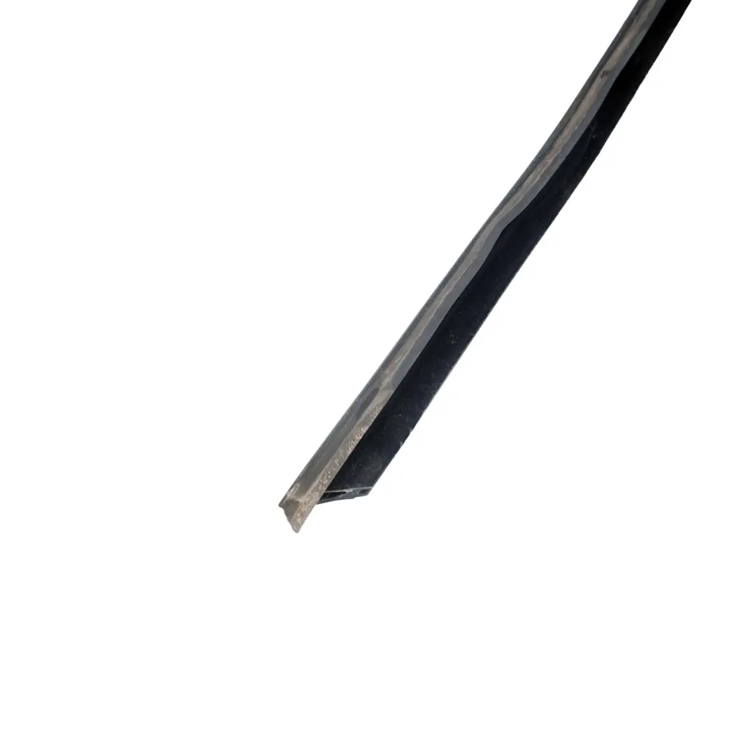 Window Guide Seal Gasket Right Front Door O/S to BMW X5 E70 with Part number 7136974 BMW X5 E70 Window Guide Seal Gasket Right Front Door O/S - SKU 7136974 - Part number 7136974