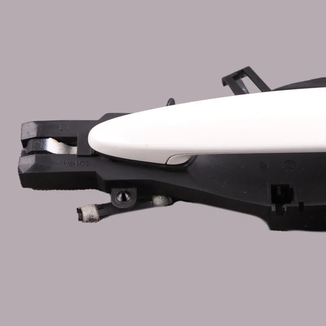 Grab Handle Door BMW E70 E71 X5 X6 Rear Left Exterior Alpinweiss Alpine White to with Part number 7137053 Grab Handle Door BMW E70 E71 X5 X6 Rear Left Exterior Alpinweiss Alpine White - SKU 7137053-AW - Part number 7137053