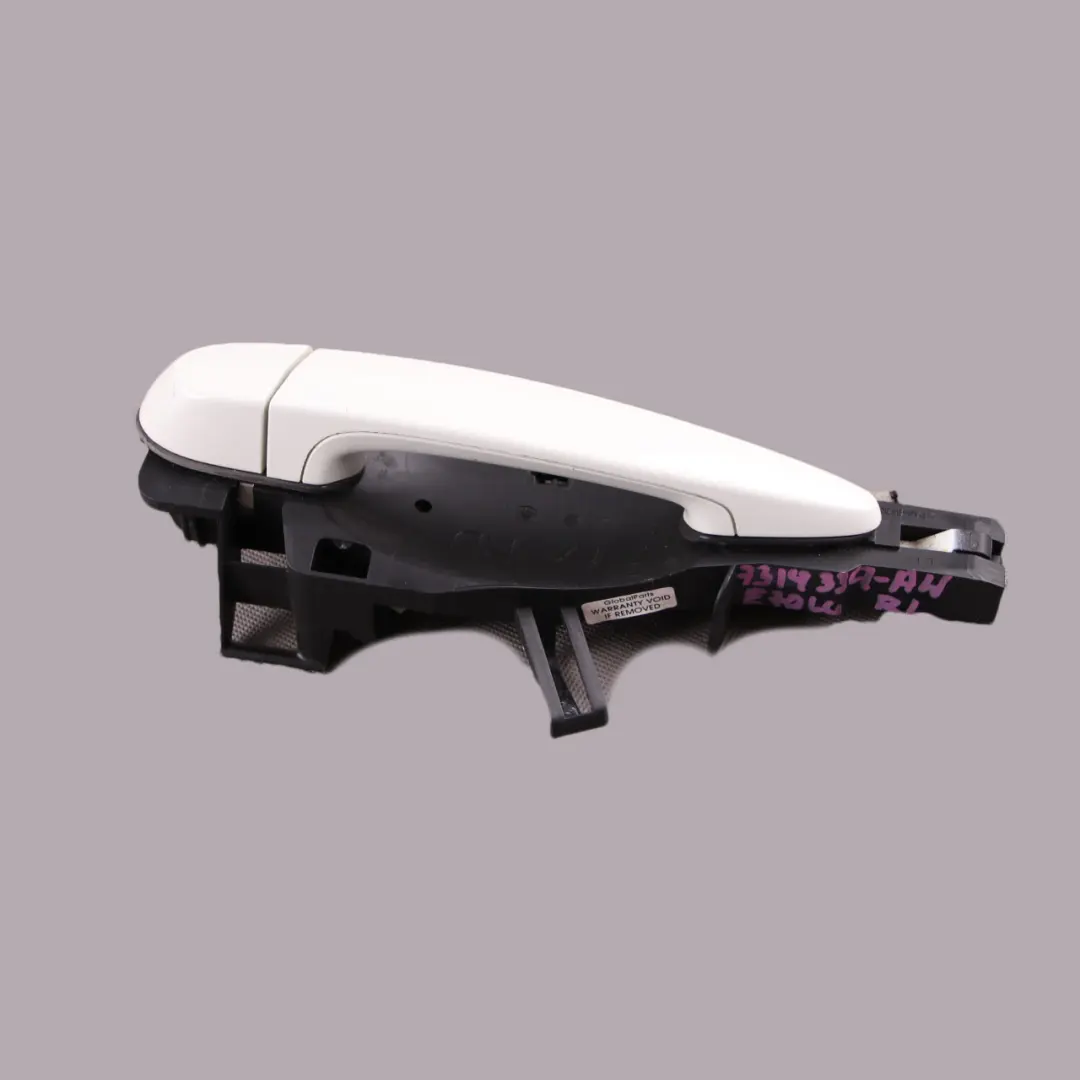 Grab Handle Door BMW E70 E71 X5 X6 Rear Left Exterior Alpinweiss Alpine White to with Part number 7137053 Grab Handle Door BMW E70 E71 X5 X6 Rear Left Exterior Alpinweiss Alpine White - SKU 7137053-AW - Part number 7137053