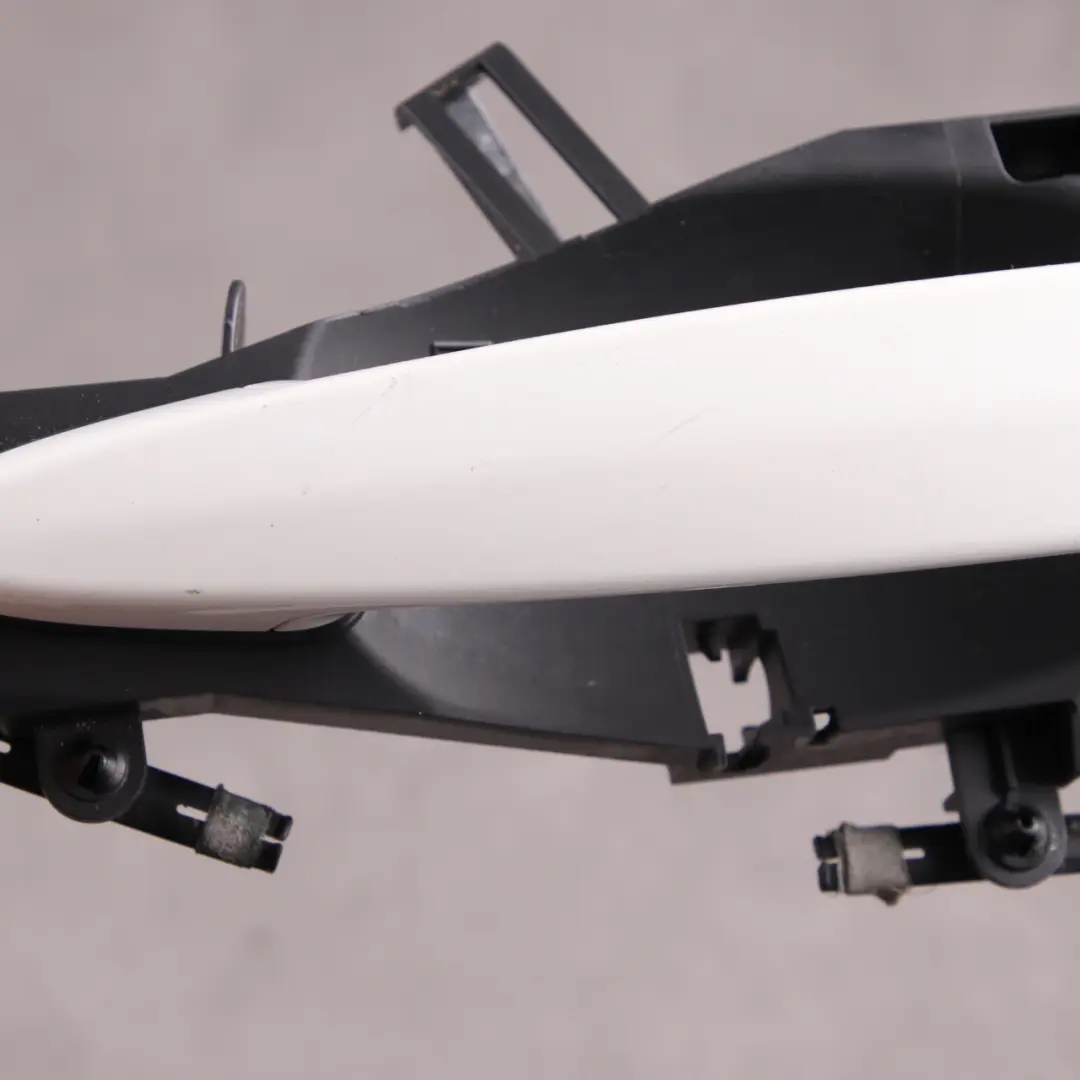 Grab Handle Door BMW E70 E71 X5 X6 Rear Left Exterior Alpinweiss Alpine White to with Part number 7137053 Grab Handle Door BMW E70 E71 X5 X6 Rear Left Exterior Alpinweiss Alpine White - SKU 7137053-AW - Part number 7137053