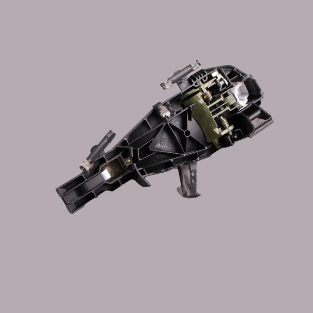 Grab Handle Door BMW E70 E71 X5 X6 Rear Left Exterior Alpinweiss Alpine White to with Part number 7137053 Grab Handle Door BMW E70 E71 X5 X6 Rear Left Exterior Alpinweiss Alpine White - SKU 7137053-AW - Part number 7137053