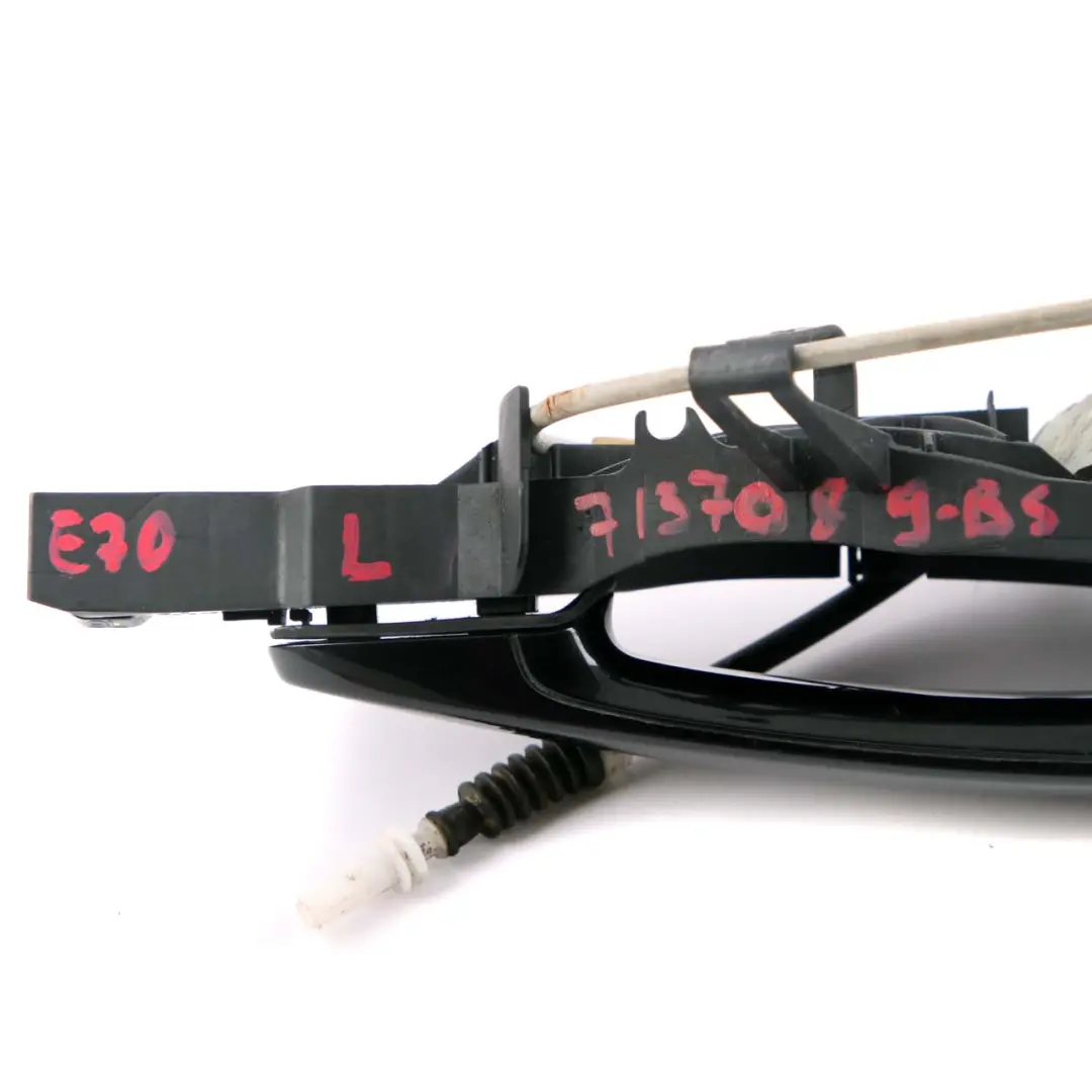 Grab Handle Door BMW E70 E71 X5 X6 Rear Left N/S Exterior Black Sapphire 475 to with Part number 7137053 Grab Handle Door BMW E70 E71 X5 X6 Rear Left N/S Exterior Black Sapphire 475 - SKU 7137053-BS1 - Part number 7137053