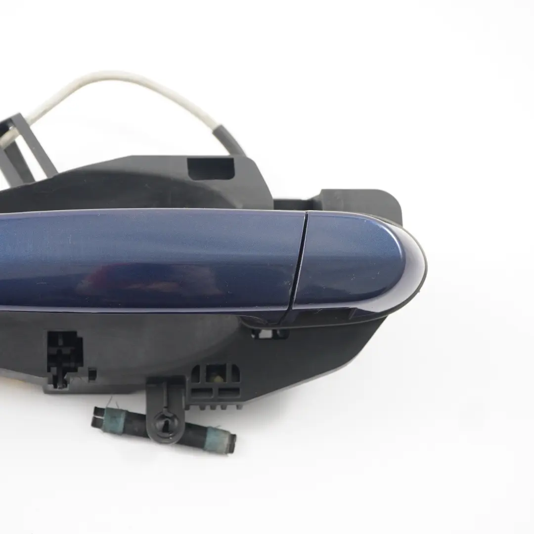 Door Handle BMW X5 E70 X6 E71 Grab Rear Left N/S Outside Deep Sea Blue - A76 to with Part number 7137053 Door Handle BMW X5 E70 X6 E71 Grab Rear Left N/S Outside Deep Sea Blue - A76 - SKU 7137053-DSB - Part number 7137053