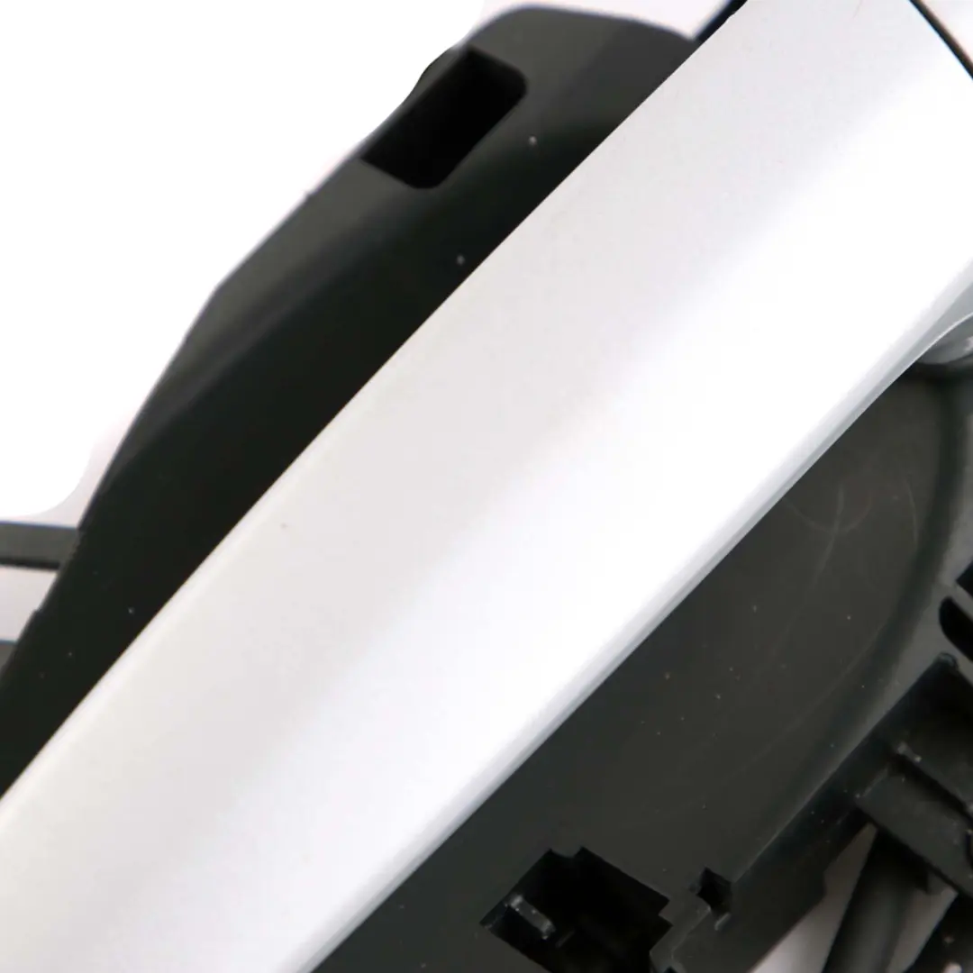 Left Grab Handle N/S Exterior Comfort Titansilber Silver to BMW X5 X6 E70 E71 Rear with Part number 7137053 BMW X5 X6 E70 E71 Rear Left Grab Handle N/S Exterior Comfort Titansilber Silver - SKU 7137053-TS1 - Part number 7137053