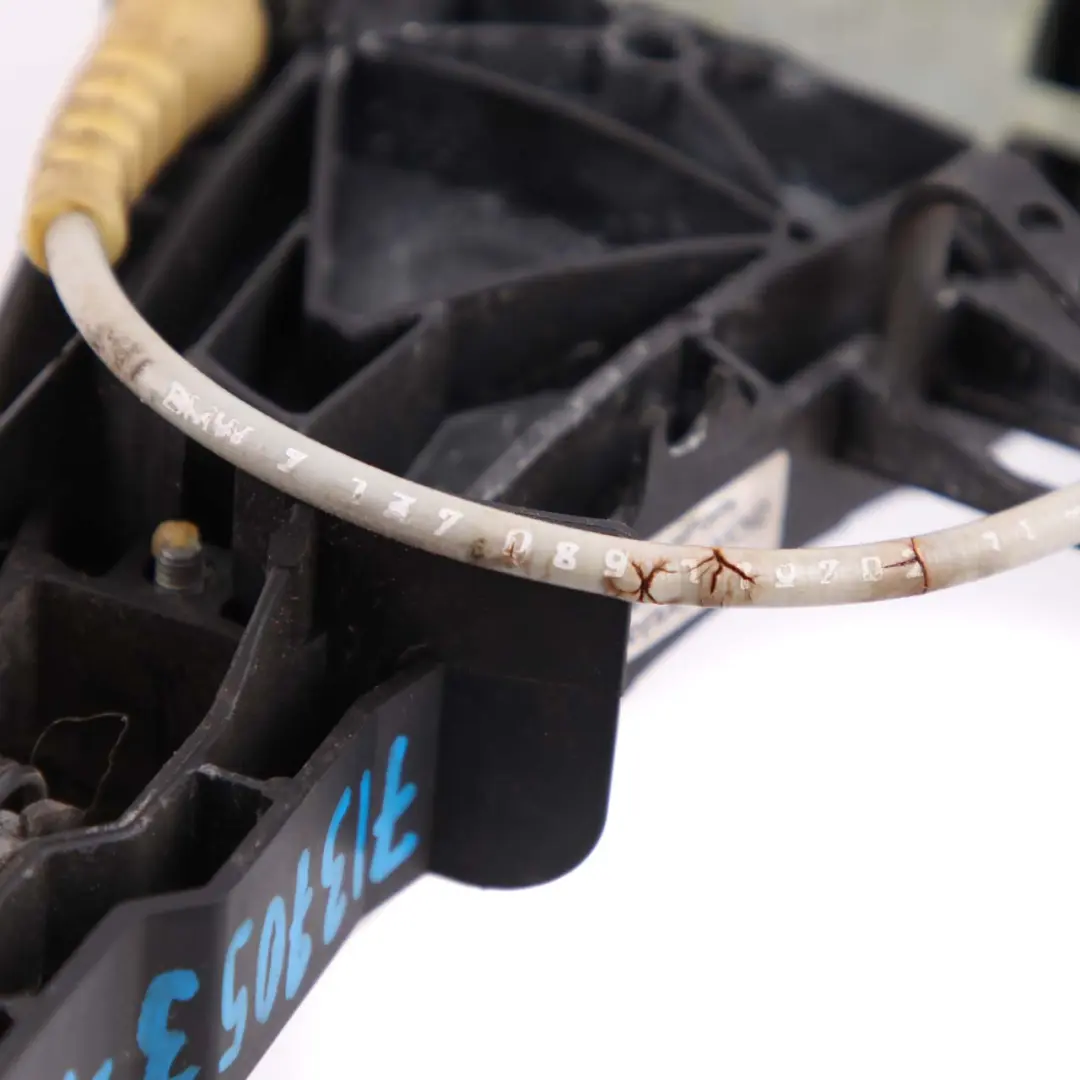 Left Grab Handle N/S Exterior Comfort Titansilber Silver to BMW X5 X6 E70 E71 Rear with Part number 7137053 BMW X5 X6 E70 E71 Rear Left Grab Handle N/S Exterior Comfort Titansilber Silver - SKU 7137053-TS1 - Part number 7137053