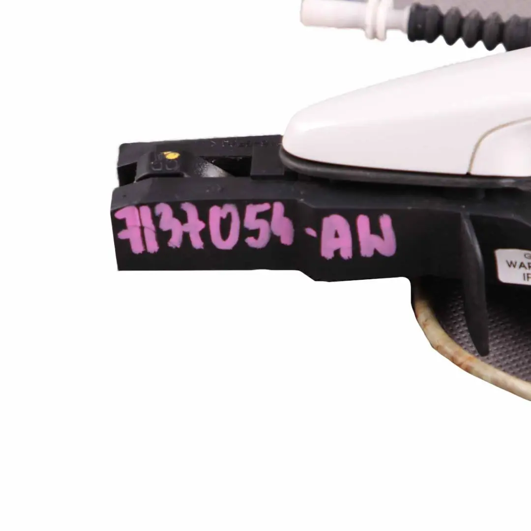 Grab Handle BMW X5 X6 E70 E71 Rear Right O/S Exterior Alpinweiss Alpine White to with Part number 7137054 Grab Handle BMW X5 X6 E70 E71 Rear Right O/S Exterior Alpinweiss Alpine White - SKU 7137054-AW - Part number 7137054