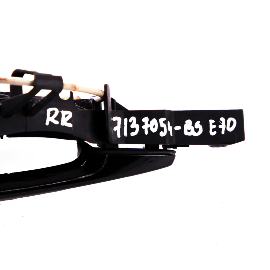 Right Grab Handle O/S Exterior Black Sapphire 475 to BMW X5 X6 Series E70 E71 Rear with Part number 7137054 BMW X5 X6 Series E70 E71 Rear Right Grab Handle O/S Exterior Black Sapphire 475 - SKU 7137054-BS - Part number 7137054