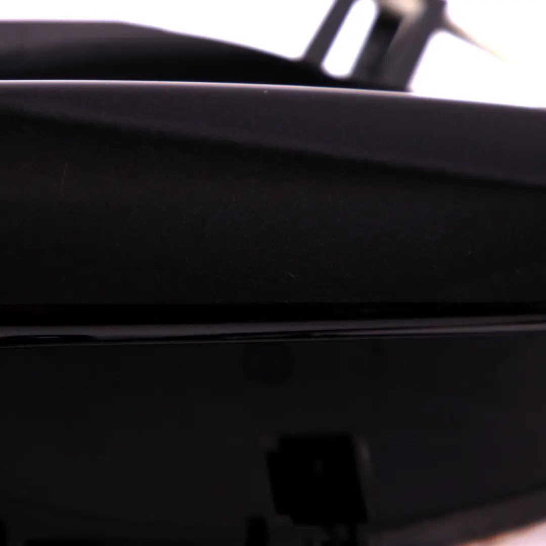 Poignee maintien arriere droite Exterieur Black Sapphire 475 pour BMW X5 X6 E70 E71 à propos du numéro de pièce 7137054 BMW X5 X6 E70 E71 Poignee maintien arriere droite Exterieur Black Sapphire 475 - SKU 7137054-BS - Numéro de pièce 7137054