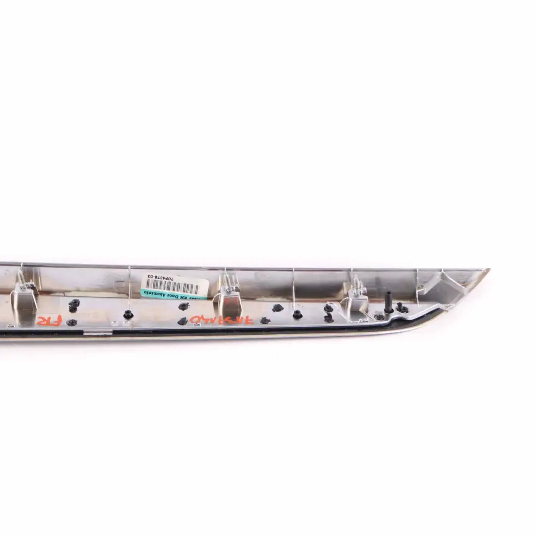 Zierleiste Tür vorne rechts Leiste Abdeckung Aluminium für BMW X5 E70 mit Teilenummer 7137140 BMW X5 E70 Zierleiste Tür vorne rechts Leiste Abdeckung Aluminium - SKU 7137140 - Teilenummer 7137140