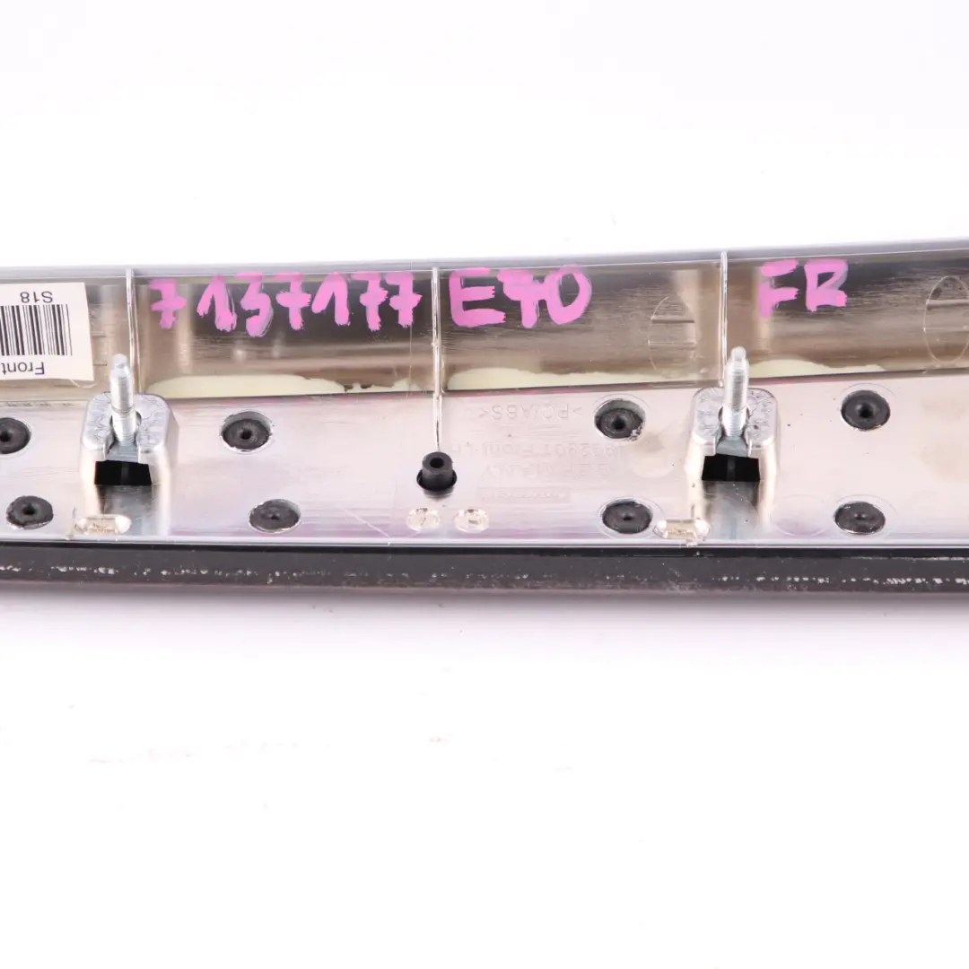 Listwa Osłona Drzwi Lewy Przód Walnut do BMW X5 E70 o numerze 7137177 BMW X5 E70 Listwa Osłona Drzwi Lewy Przód Walnut - SKU 7137177 - Numer Części 7137177