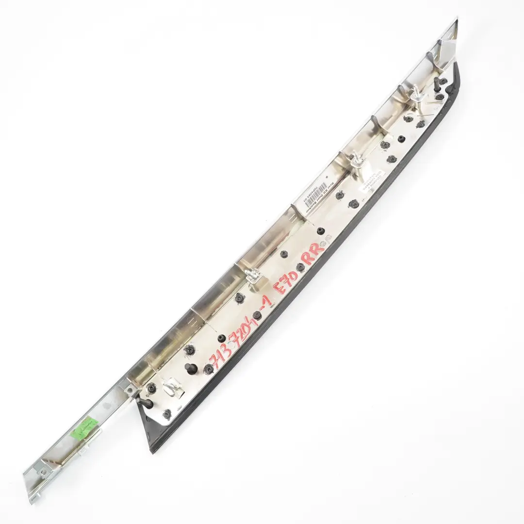  Striscia Porta BMW E70 Posteriore Destra Legno Bamboo Grain Scuro 7137204 - SKU 7137204-1 - Numero di parte 51427137204