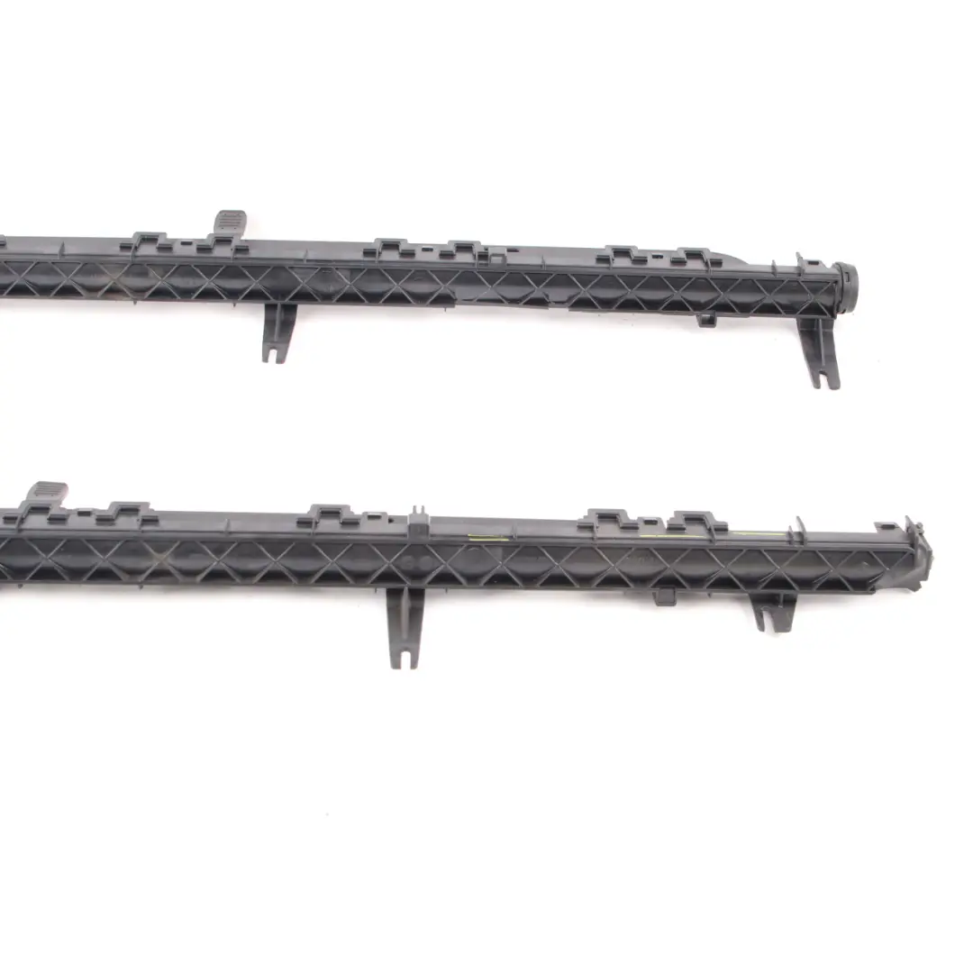 Roller Blind Set BMW X5 E70 Rear Left Right N/O/S Door Card Trim Panel Black to with Part number 7137211 Roller Blind Set BMW X5 E70 Rear Left Right N/O/S Door Card Trim Panel Black - SKU 7137211 - Part number 7137211