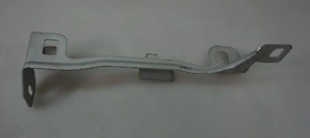 Holder Bracket Instrument Panel Bottom Centre to BMW 1 Series E87 Cover with Part number 7137424 BMW 1 Series E87 Cover Holder Bracket Instrument Panel Bottom Centre - SKU 7137424 - Part number 7137424