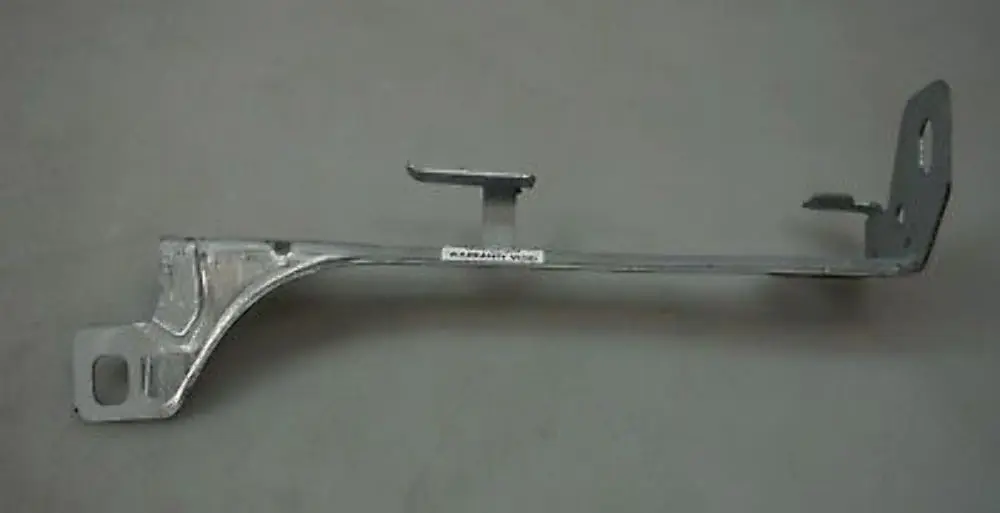 BMW 1 Series E87 Cover Holder Bracket Instrument Panel Bottom Centre - SKU 7137424 - Part number 7137424