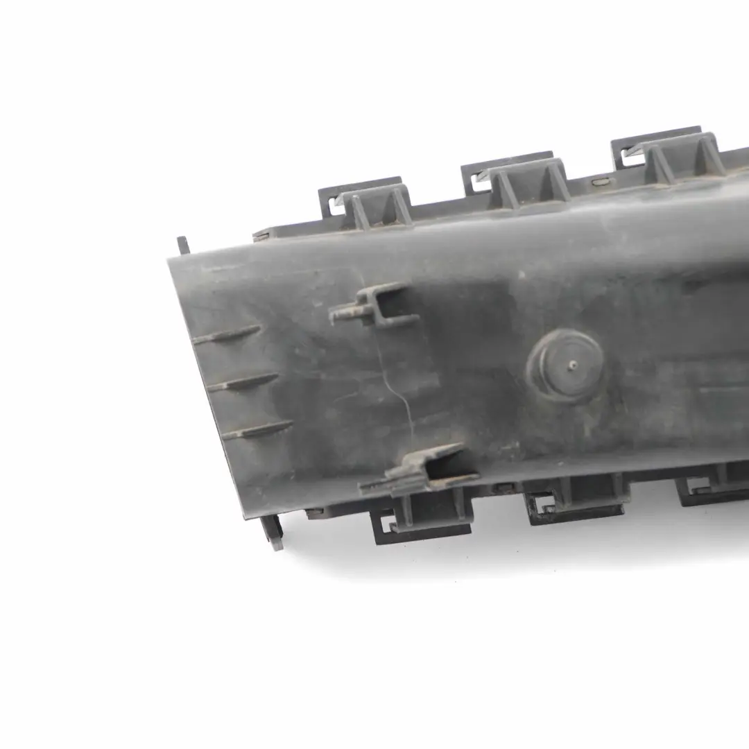 BMW E90 E91 LCI M Sport Kanał Powietrza Lewy Przód - SKU 7138413 - Numer Części 7138413