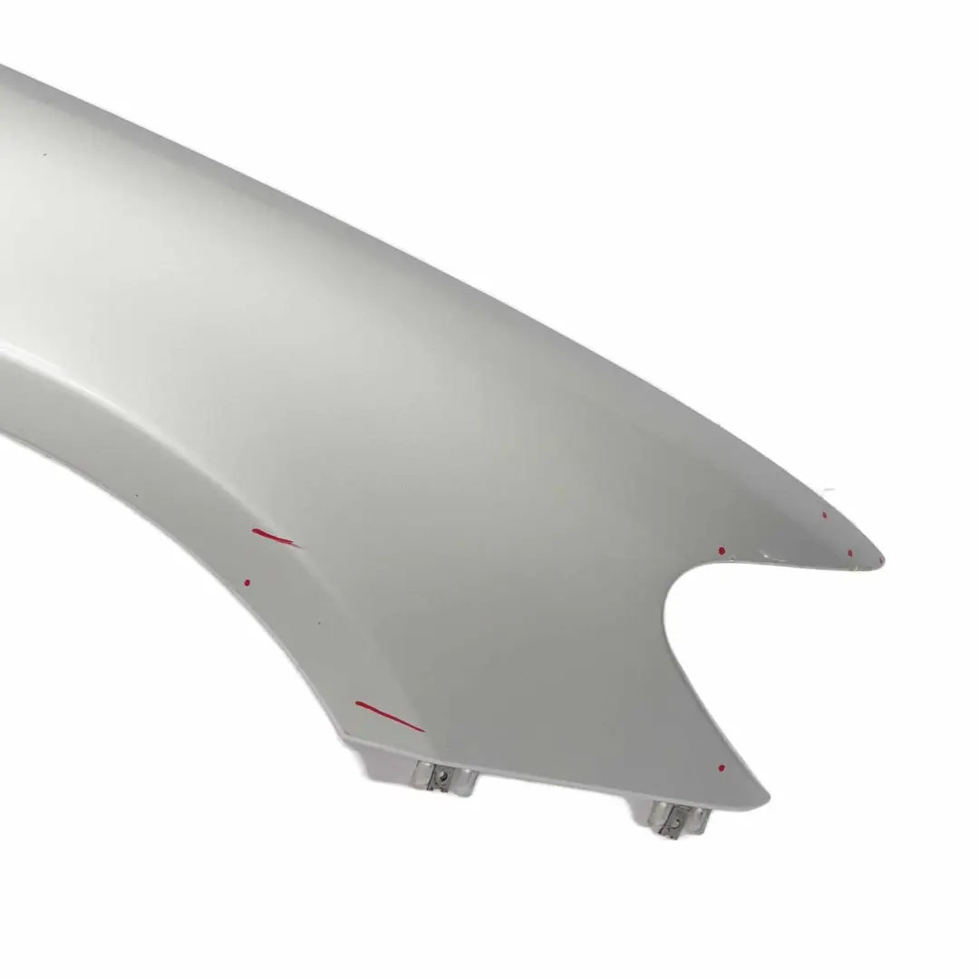 Panneau Laterale avant Droit Garde-Boue Titansilber - 354 pour BMW E65 E66 à propos du numéro de pièce 7138474 BMW E65 E66 Panneau Laterale avant Droit Garde-Boue Titansilber - 354 - SKU 7138474-TS - Numéro de pièce 7138474