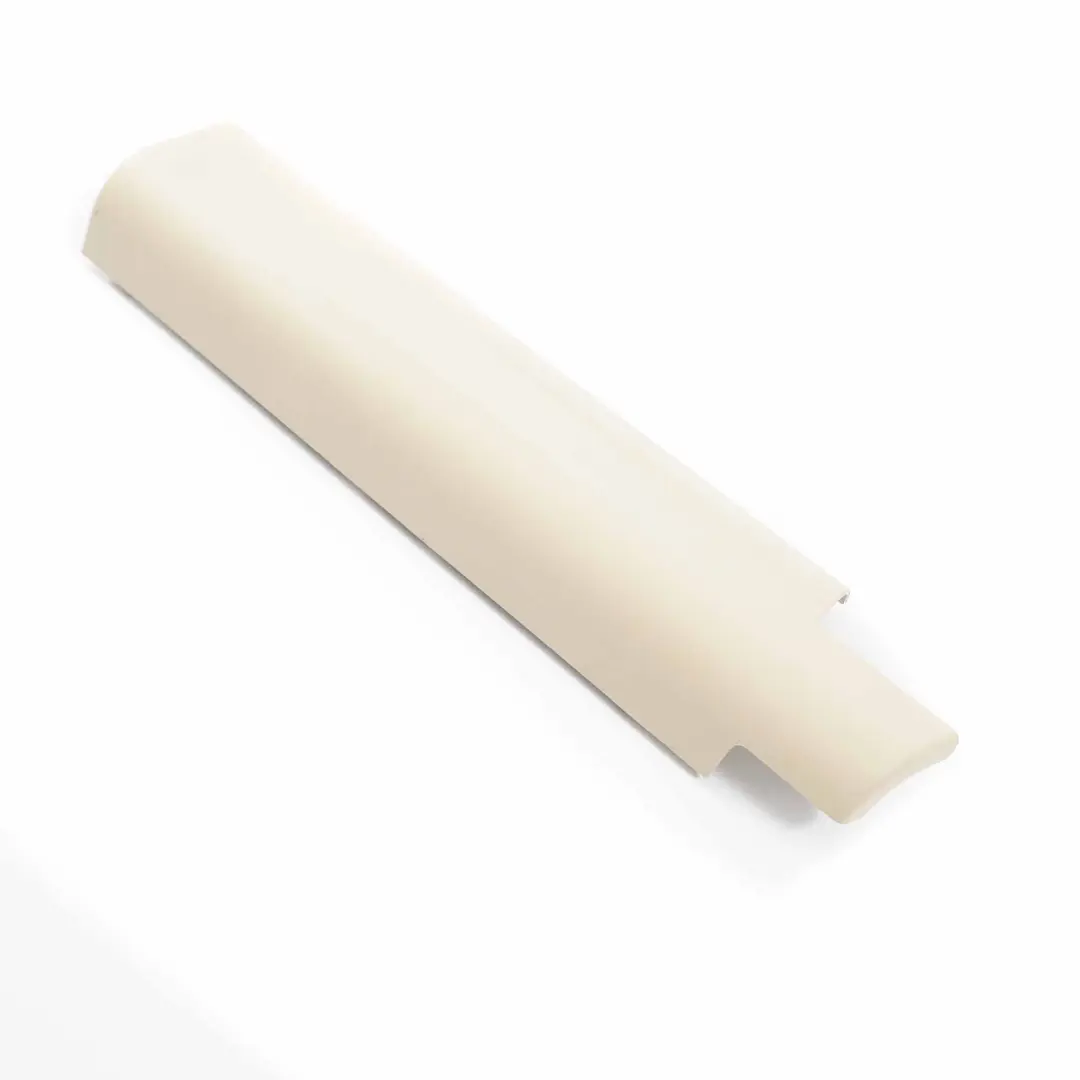 Coprisedile BMW E60 E61 Finitura Superiore Anteriore Destro Creambeige 7126634 per con numero di parte 7139022 Coprisedile BMW E60 E61 Finitura Superiore Anteriore Destro Creambeige 7126634 - SKU 7139022 - Numero di parte 7139022