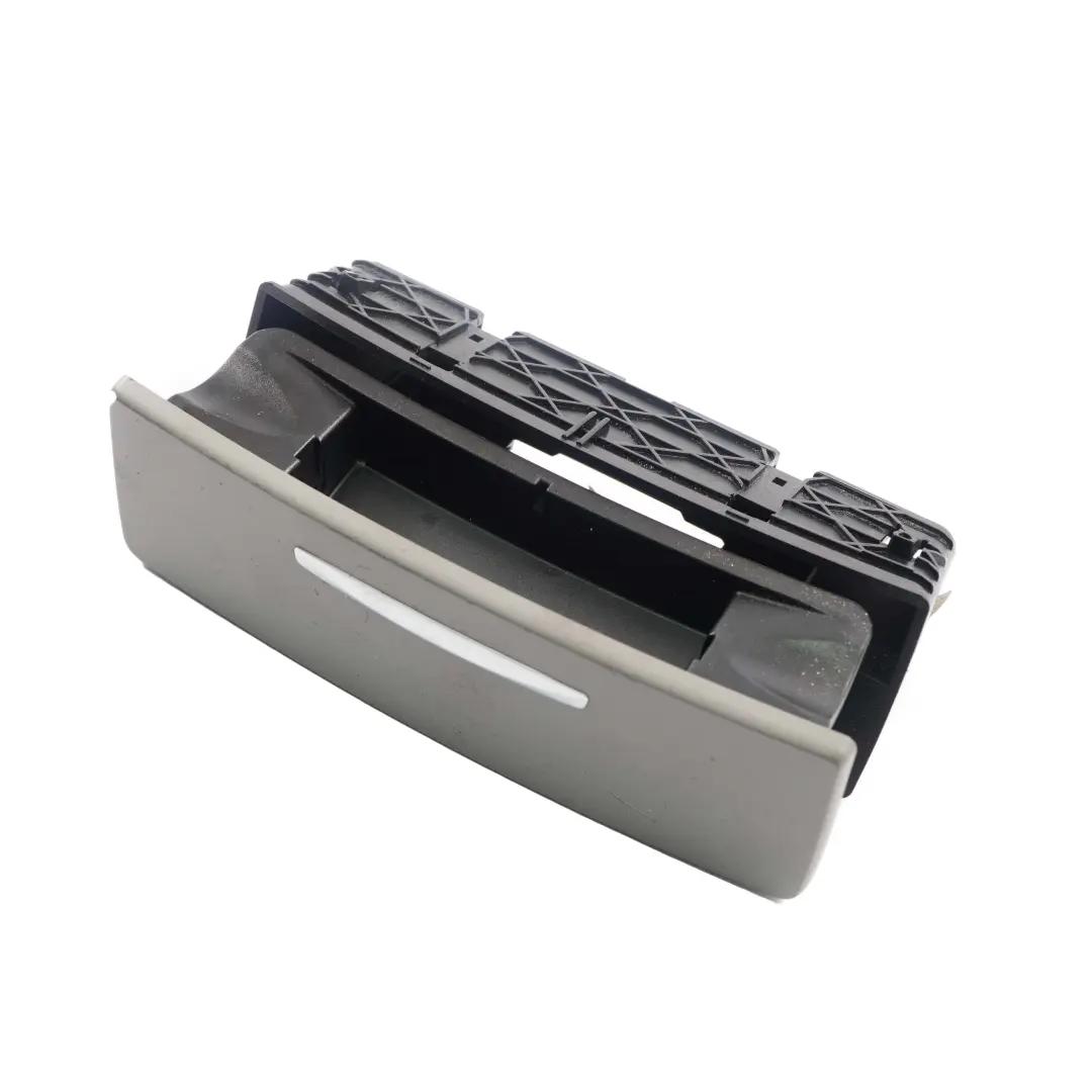 Ascher Aschenbecher Hinten Mittelkonsole Grau BMW E90 E91 10 - SKU 7139048-10 - Teilenummer 7139048