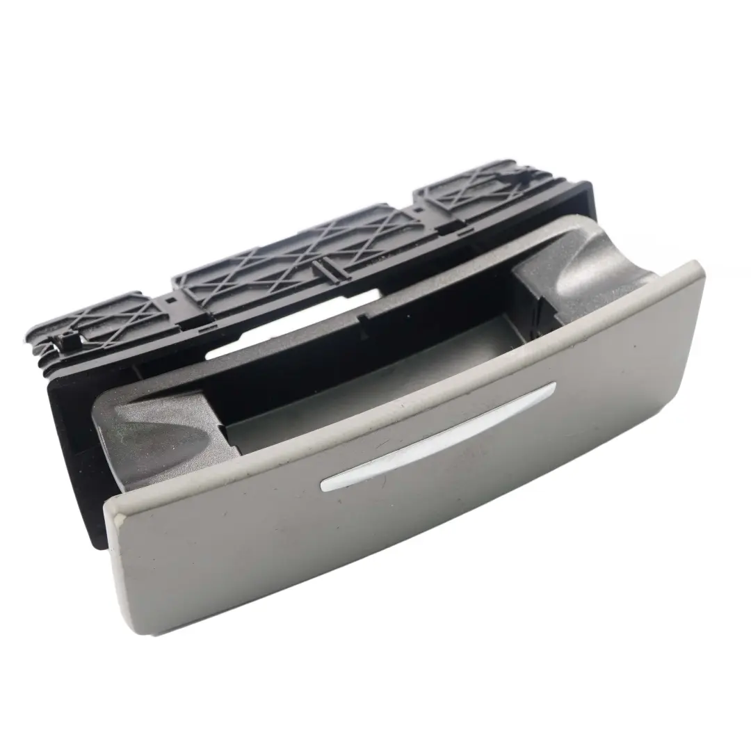 Ascher Aschenbecher Hinten Mittelkonsole Grau BMW E90 E91 10 - SKU 7139048-10 - Teilenummer 7139048