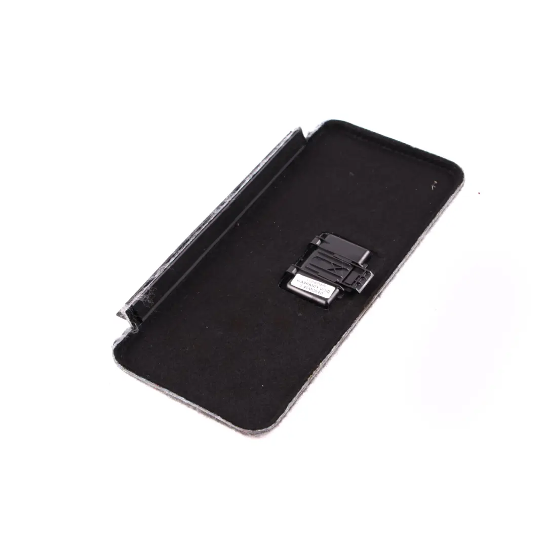 Boot Trunk Left N/S Lateral Trim Panel CD-Changer Cover Grey to BMW 3 Series E90 with Part number 7139441 BMW 3 Series E90 Boot Trunk Left N/S Lateral Trim Panel CD-Changer Cover Grey - SKU 7139441 - Part number 7139441