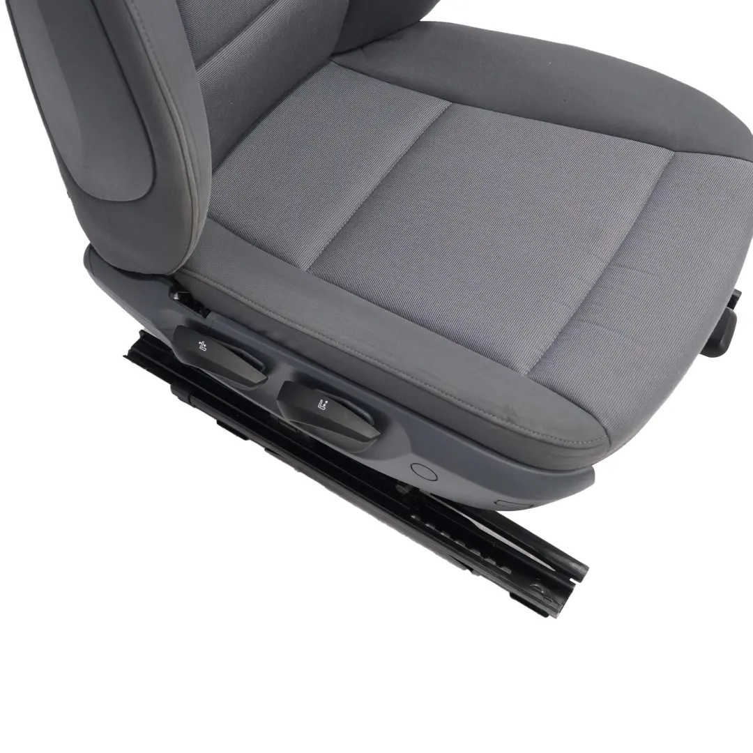 BMW 1 Reihe E87 Vorne Rechts Sitz Stoff Alaskagrau Grau - SKU 7139570 - Teilenummer 7139570