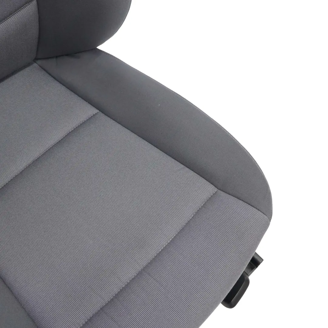BMW E87 Siège Tissu Moire / Alaska Grau Grey Avant Droite - SKU 7139570 - Numéro de pièce 7139570