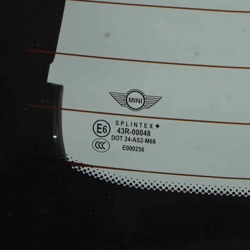 Klapa Tylna Schwarz 2 - 668 do Mini R50 R53 o numerze 7139735 Mini R50 R53 Klapa Tylna Schwarz 2 - 668 - SKU 7139735-SCH1 - Numer Części 7139735