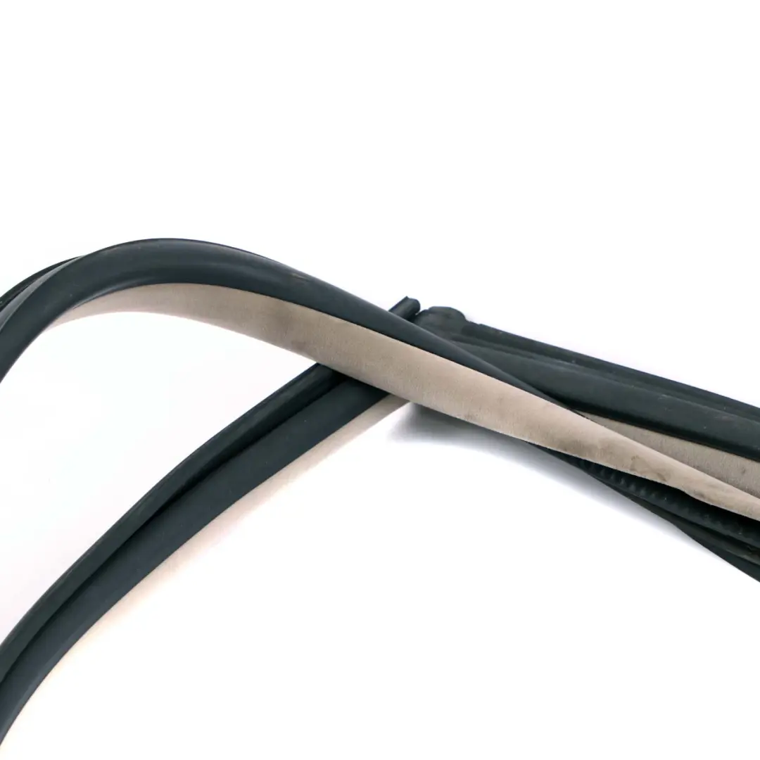 BMW E63 Front Left N/S Door Edge Protection Seal Gasket Creambeige 7008581 - SKU 7140641 - Part number 7140641