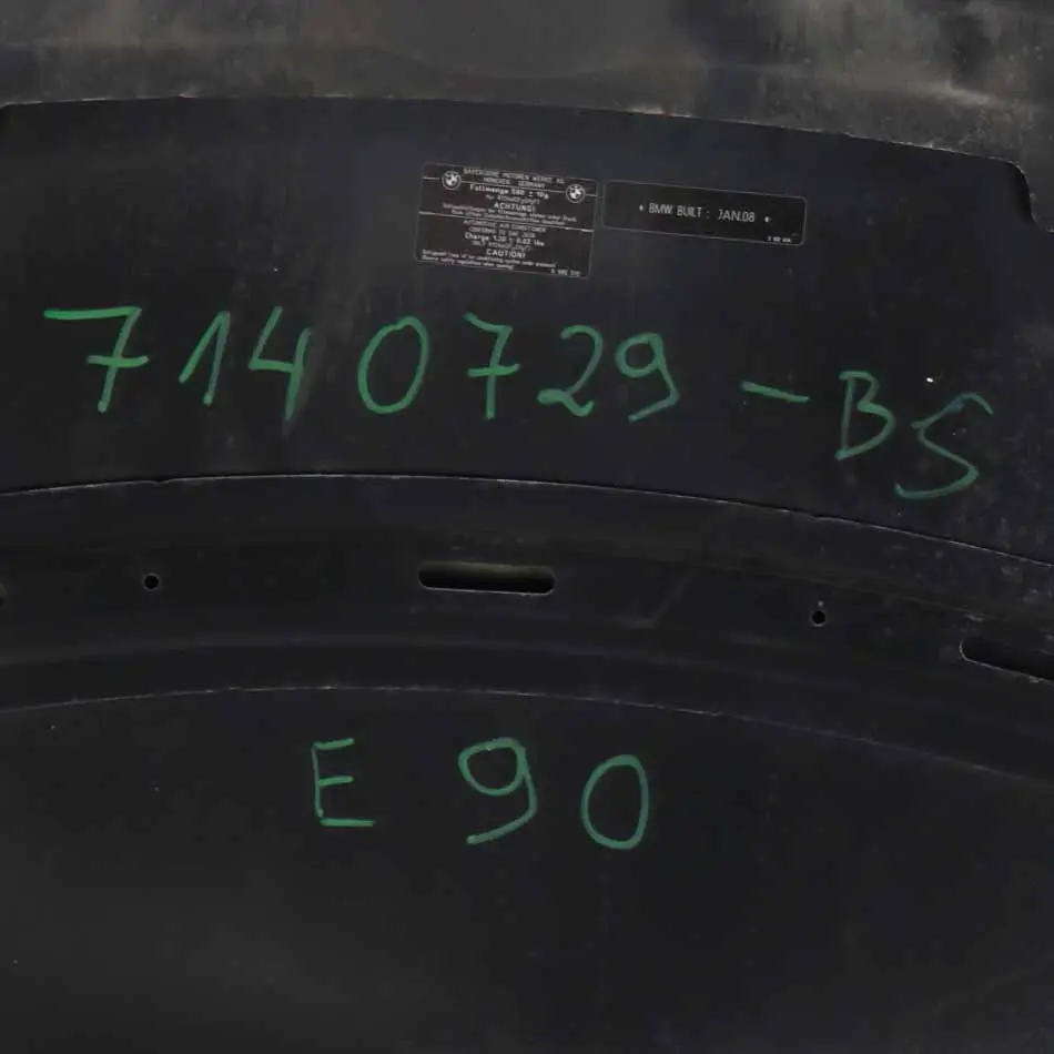 Bonnet Front Hood Black Sapphire Metallic - 475 to BMW E90 E91 with Part number 7140729 BMW E90 E91 Bonnet Front Hood Black Sapphire Metallic - 475 - SKU 7140729-BS2 - Part number 7140729