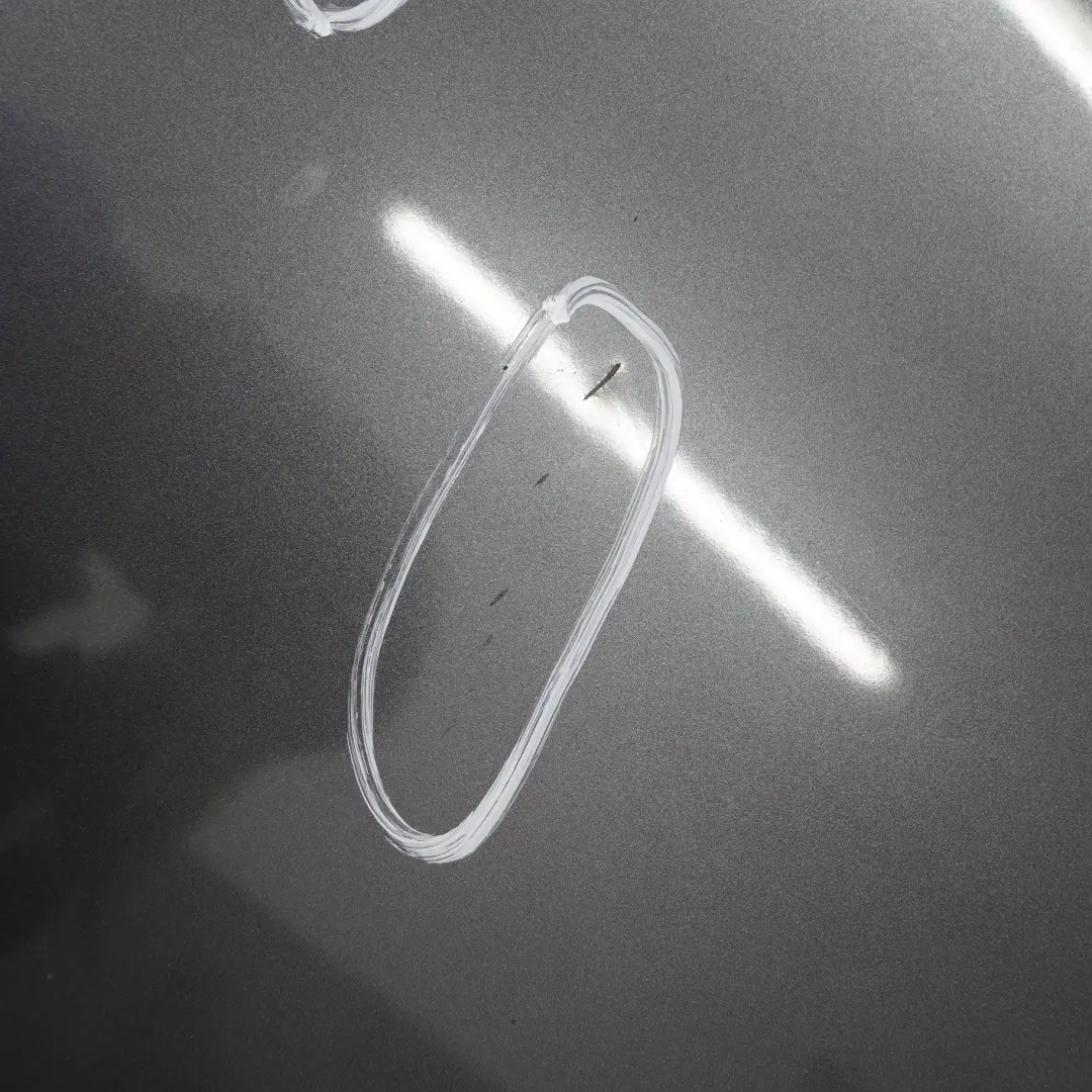 Maska Pokrywa Sparkling Graphite A22 do BMW E90 E91 o numerze 7140729 BMW E90 E91 Maska Pokrywa Sparkling Graphite A22 - SKU 7140729-SG1 - Numer Części 7140729