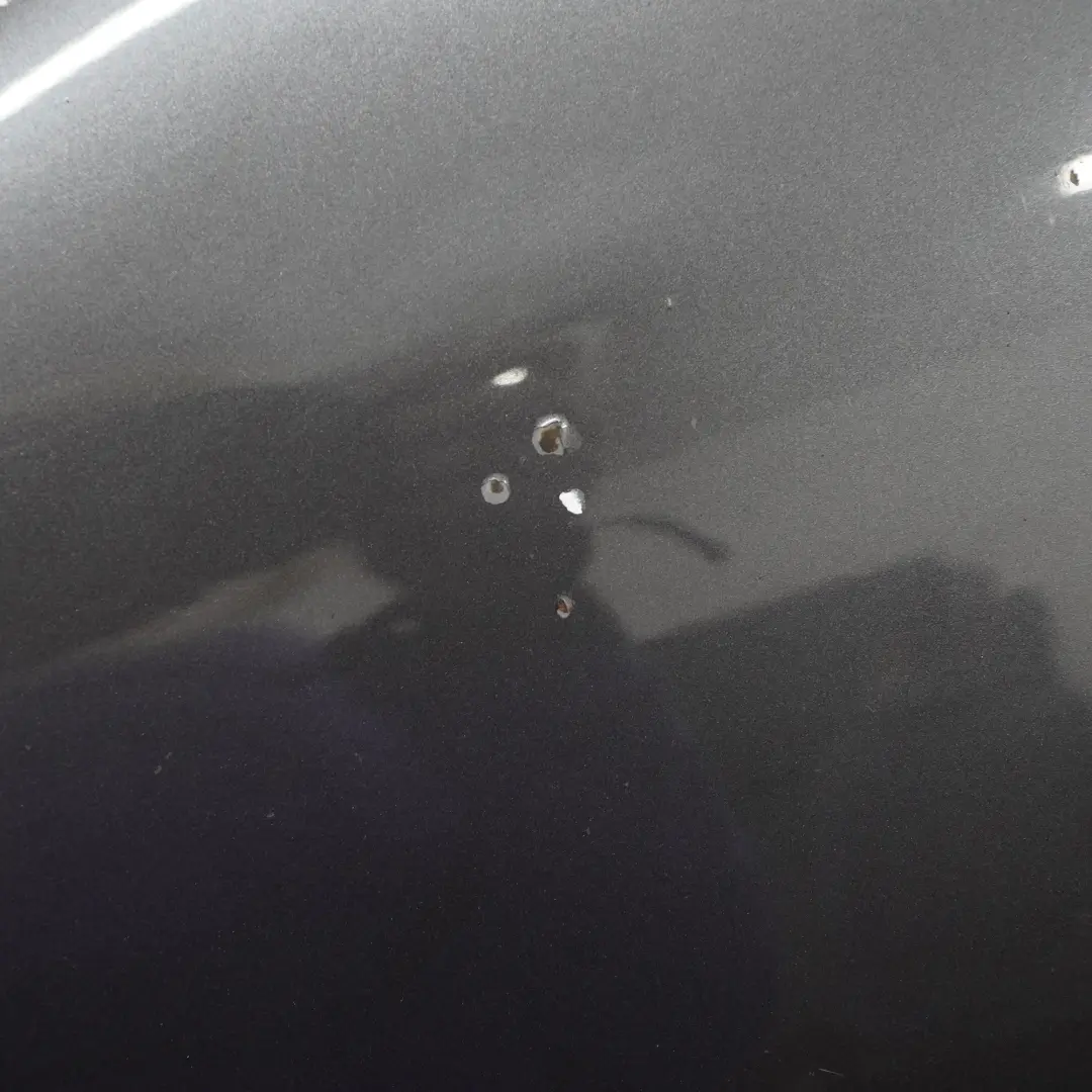 Maska Pokrywa Sparkling Graphite A22 do BMW E90 E91 o numerze 7140729 BMW E90 E91 Maska Pokrywa Sparkling Graphite A22 - SKU 7140729-SG6 - Numer Części 7140729