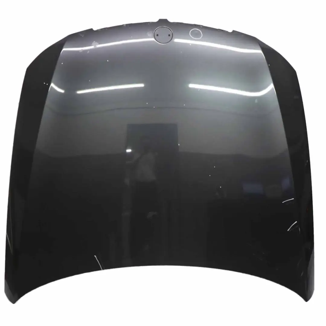 Maska Silnika Sparkling Graphite - A22 do BMW E90 E91 o numerze 7140729 BMW E90 E91 Maska Silnika Sparkling Graphite - A22 - SKU 7140729-SG - Numer Części 7140729