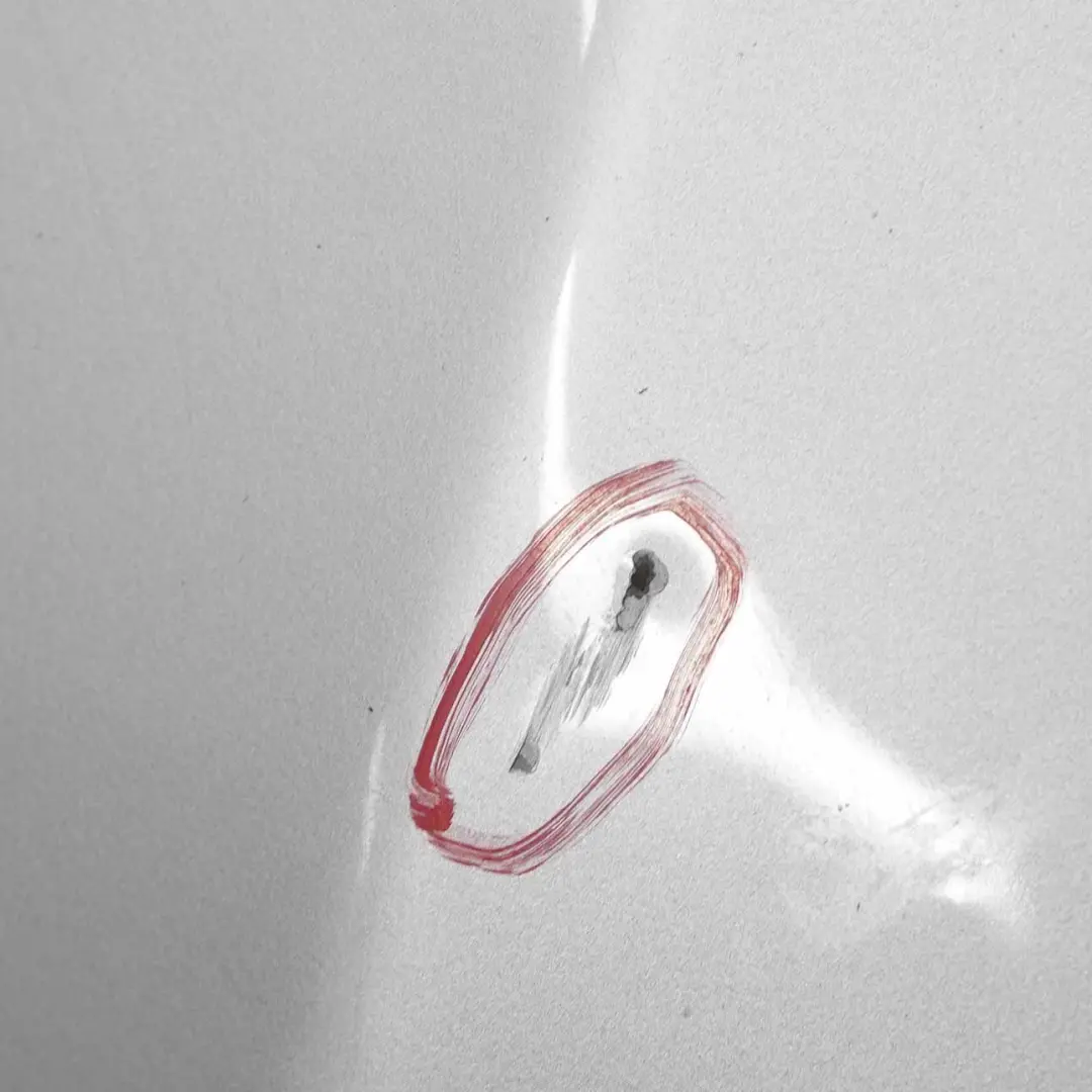 Maska Pokrywa Silnika Titansilber 354 do BMW E90 E91 o numerze 7140729 BMW E90 E91 Maska Pokrywa Silnika Titansilber 354 - SKU 7140729-TS11 - Numer Części 7140729