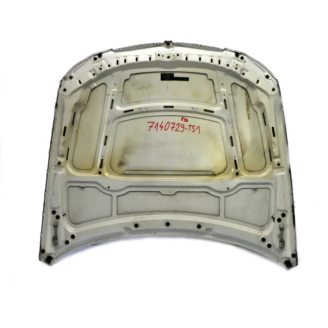 Maska pokrywa titansilber - 354 do BMW E90 E91 o numerze 7140729 BMW E90 E91 Maska pokrywa titansilber - 354 - SKU 7140729-TS1 - Numer Części 7140729