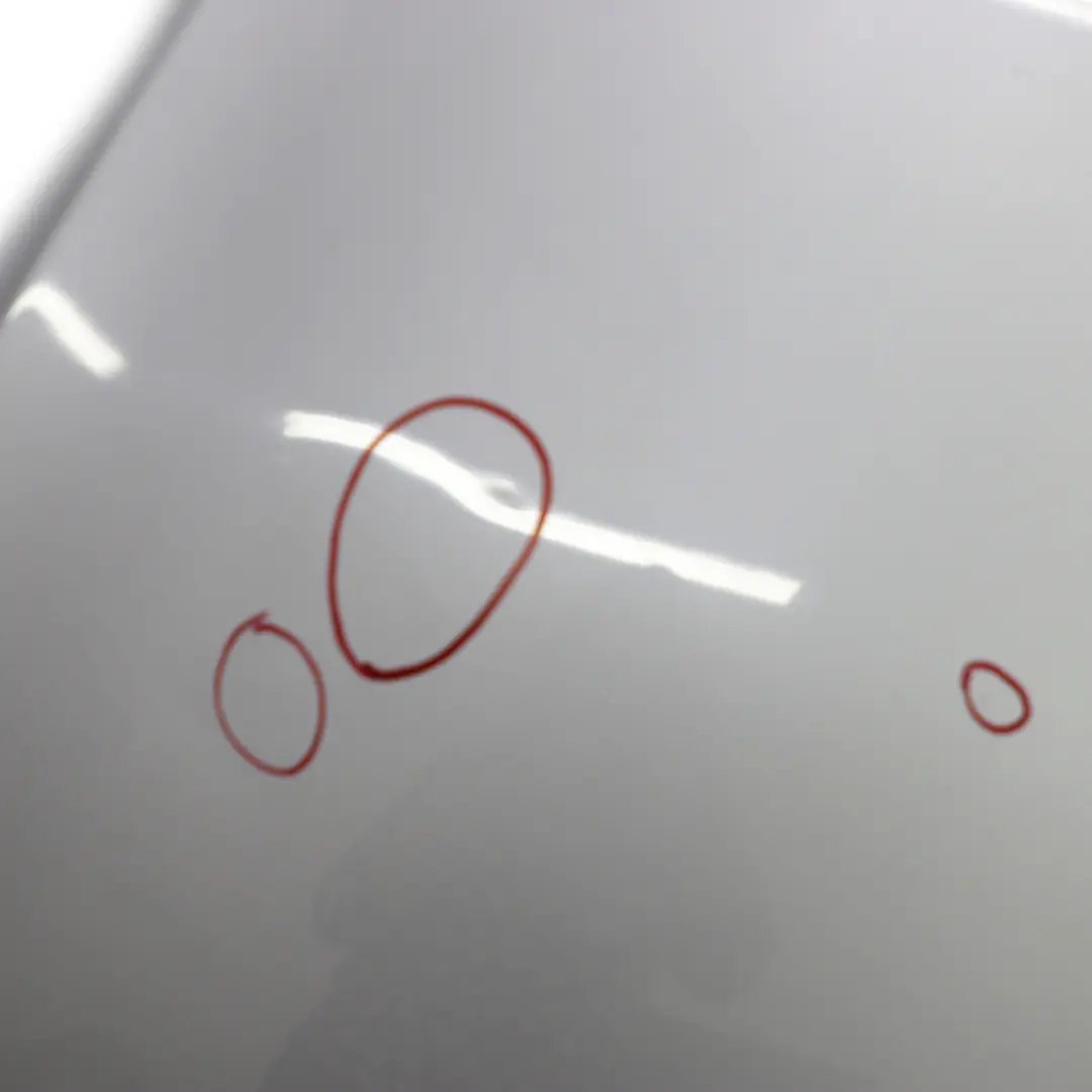 Maska pokrywa titansilber - 354 do BMW E90 E91 o numerze 7140729 BMW E90 E91 Maska pokrywa titansilber - 354 - SKU 7140729-TS1 - Numer Części 7140729