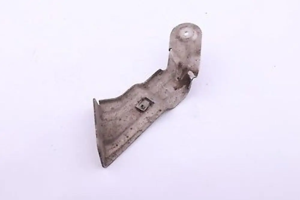 BMW 5 Series E60 E61 E63 E64 Bracket Covering Wheel Housing Front Right O/S - SKU 7140964 - Part number 7140964