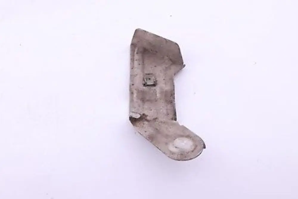 BMW 5 Series E60 E61 E63 E64 Bracket Covering Wheel Housing Front Right O/S - SKU 7140964 - Part number 7140964