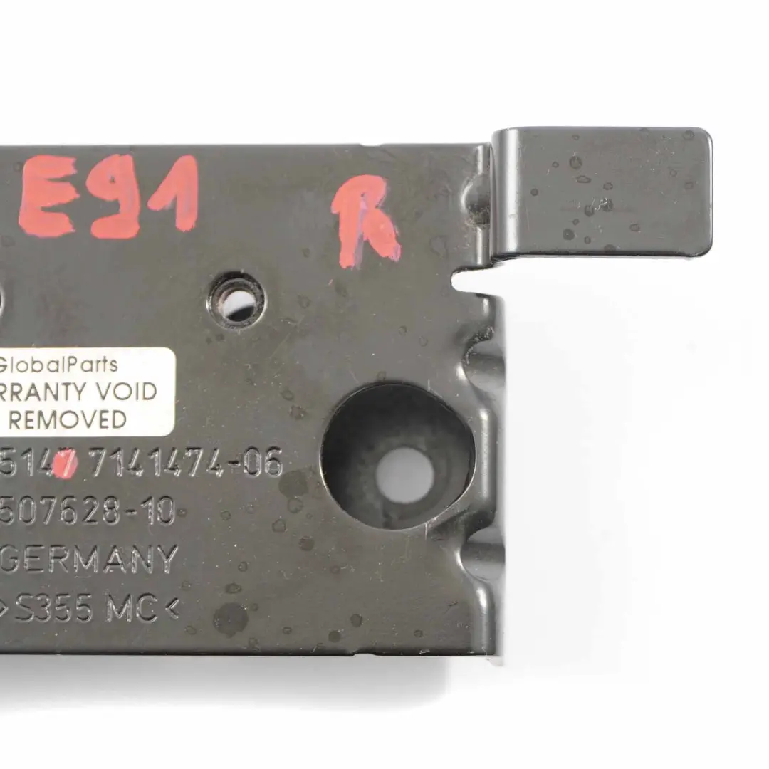  Montaggio su scaffale dei pacchi BMW E91 Touring baule Destra - SKU 7141474 - Numero di parte 7141474