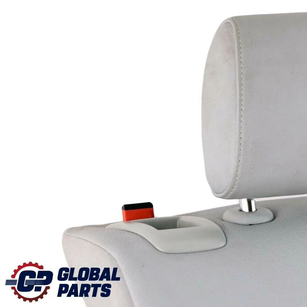 Funda Asiento Trasero Cuero Respaldo Derecho Alaska Gris para BMW E87 con número de pieza 7142000 BMW E87 Funda Asiento Trasero Cuero Respaldo Derecho Alaska Gris - SKU 7142000 - Número de pieza 7142000