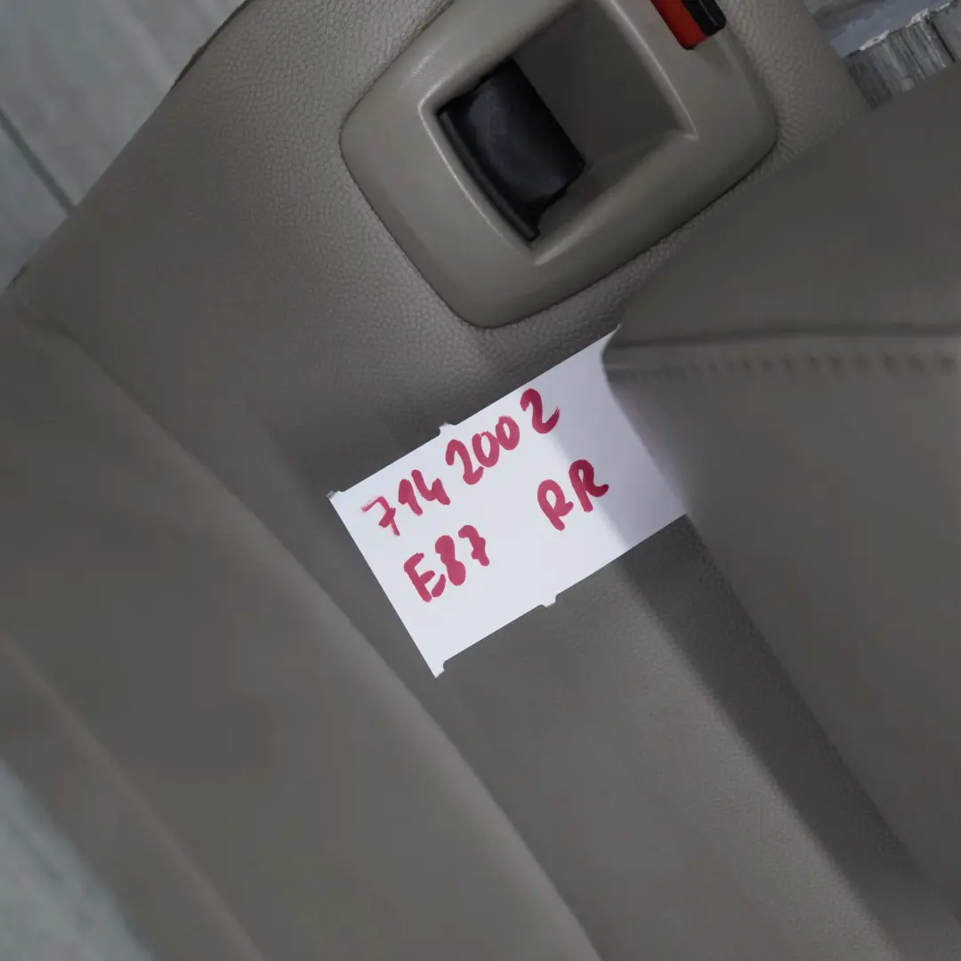 BMW E87 Funda Asiento Trasero Cuero Respaldo Derecho Beige - SKU 7142002 - Número de pieza 7142002