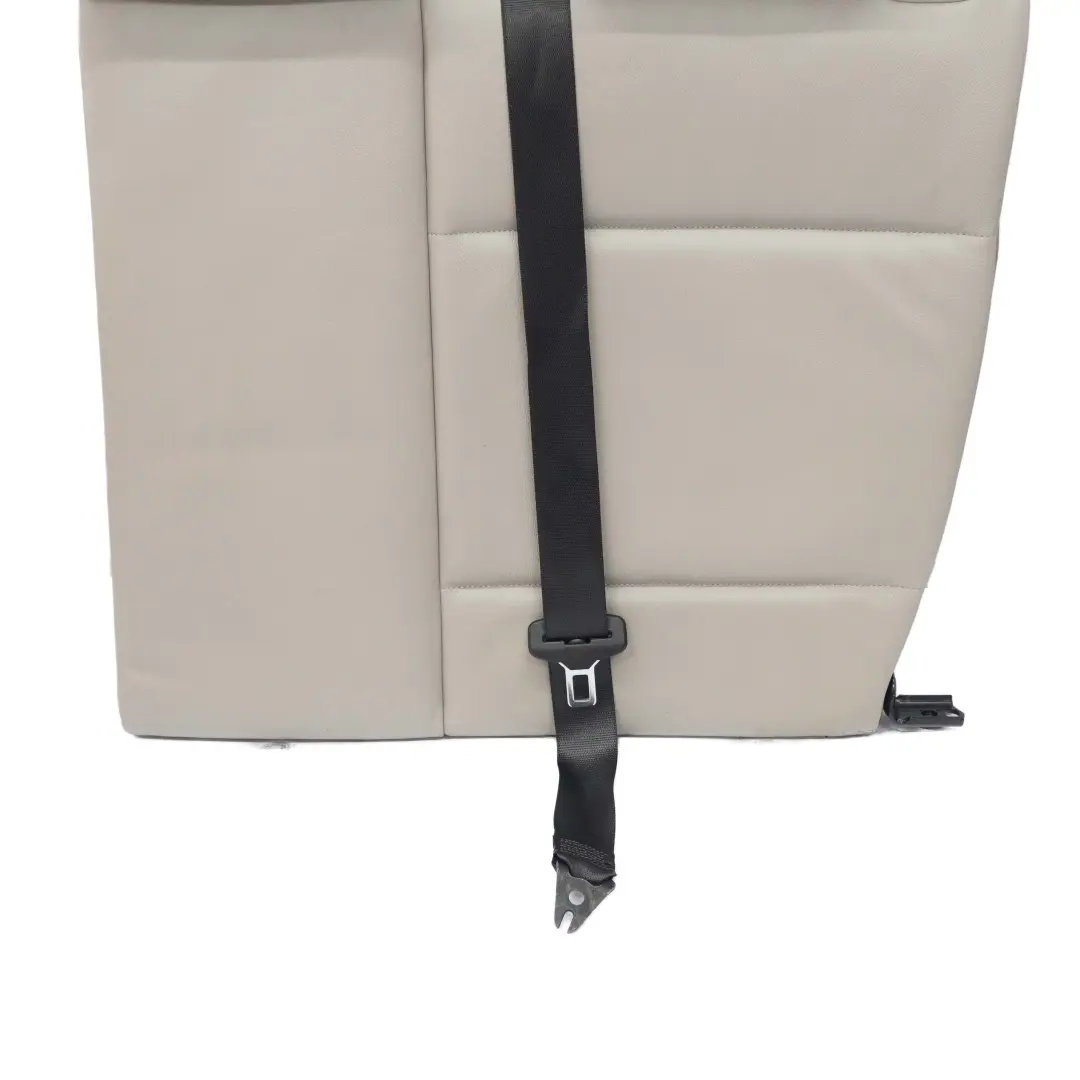 Asiento Trasero Izquierdo Funda Respaldo Cuero Boston Beige para BMW E87 con número de pieza 7142017 BMW E87 Asiento Trasero Izquierdo Funda Respaldo Cuero Boston Beige - SKU 7142017-1 - Número de pieza 7142017