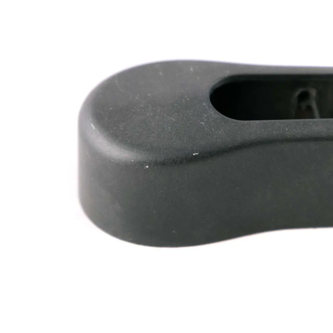 Limpiaparabrisas trasero Eje Tapa Negro para BMW E91 E91N LCI con número de pieza 7142604 BMW E91 E91N LCI Limpiaparabrisas trasero Eje Tapa Negro - SKU 7142604 - Número de pieza 7142604